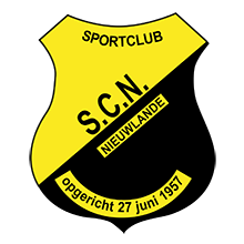 Logo van voetbalclub SCN Nieuwlande met rood-witte kleuren